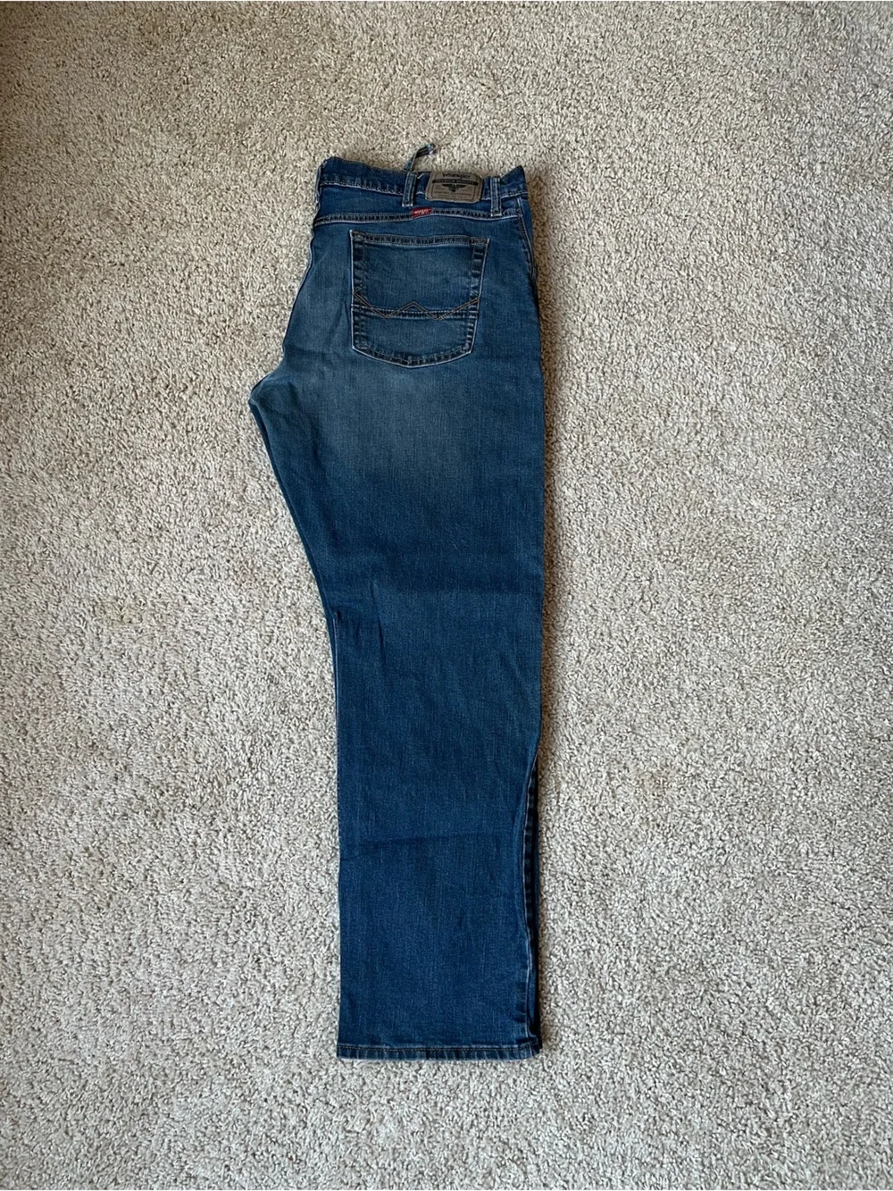 Wrangler Men's Dark Blue Bootcut Jeans Athletic Fit
